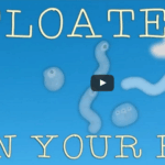 Wat zijn die zwevende dingetjes die je ziet