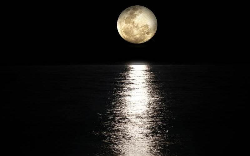 volle maan van maart 2022